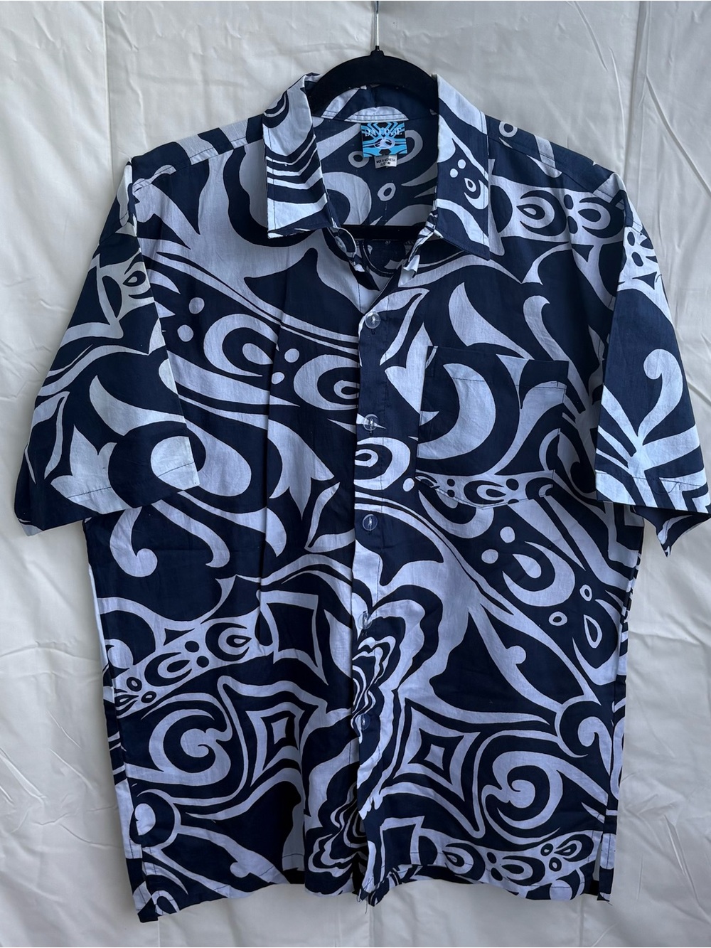 Men's Short-Sleeve Navy Blue & White Polo . Size M.